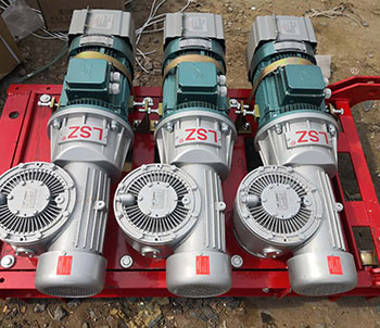 升降機三驅(qū)動機構(gòu)